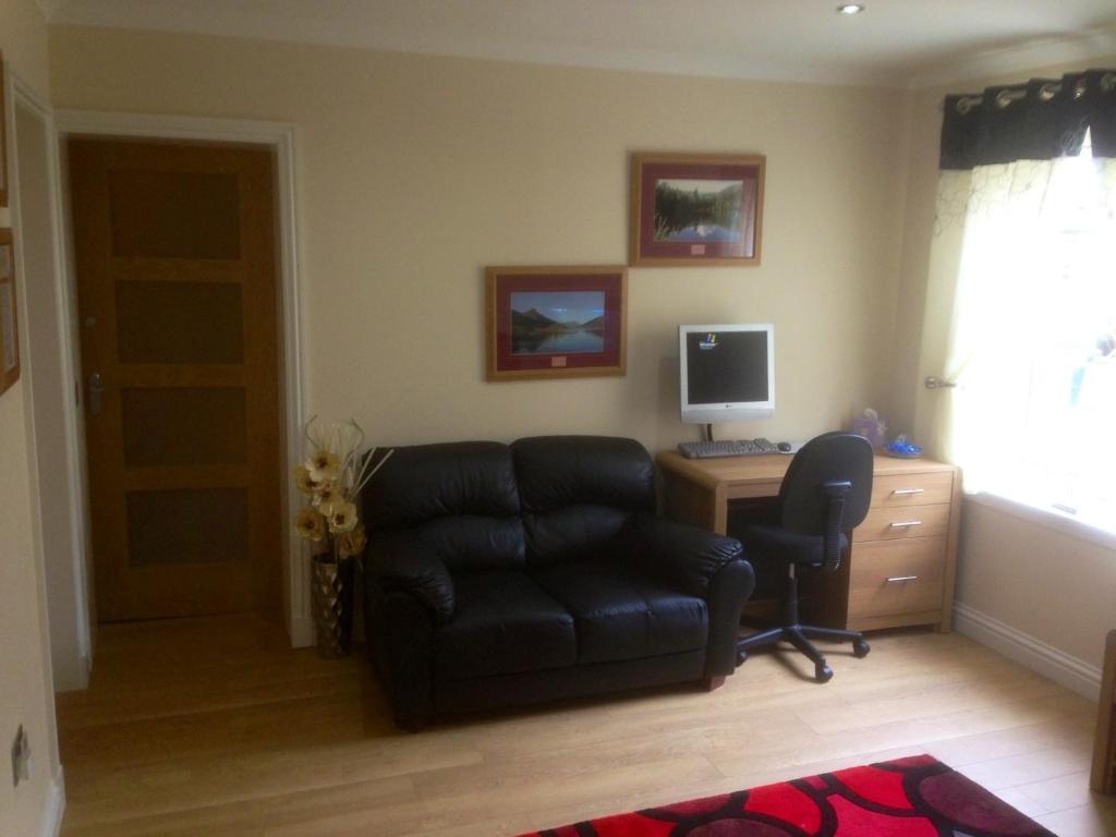 קינלוכלבן Forest View Guest House מראה חיצוני תמונה