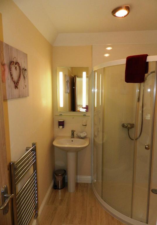קינלוכלבן Forest View Guest House חדר תמונה
